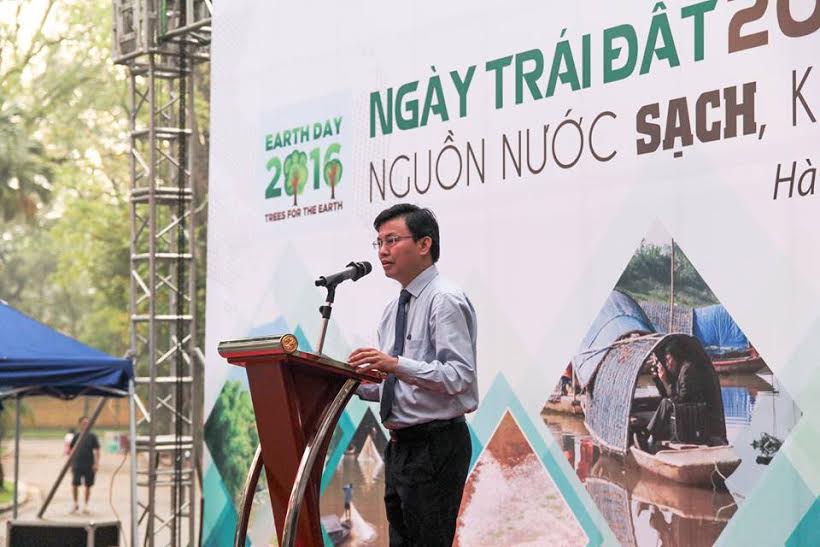 Hưởng[-]ứng[-]Ngày[-]Trái[-]đất[-]2016:[-]“Nguồn[-]nước[-]sạch,[-]Kinh[-]tế[-]mạnh”